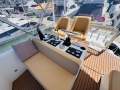 Bertram Caribbean 31 Flybridge Cruiser