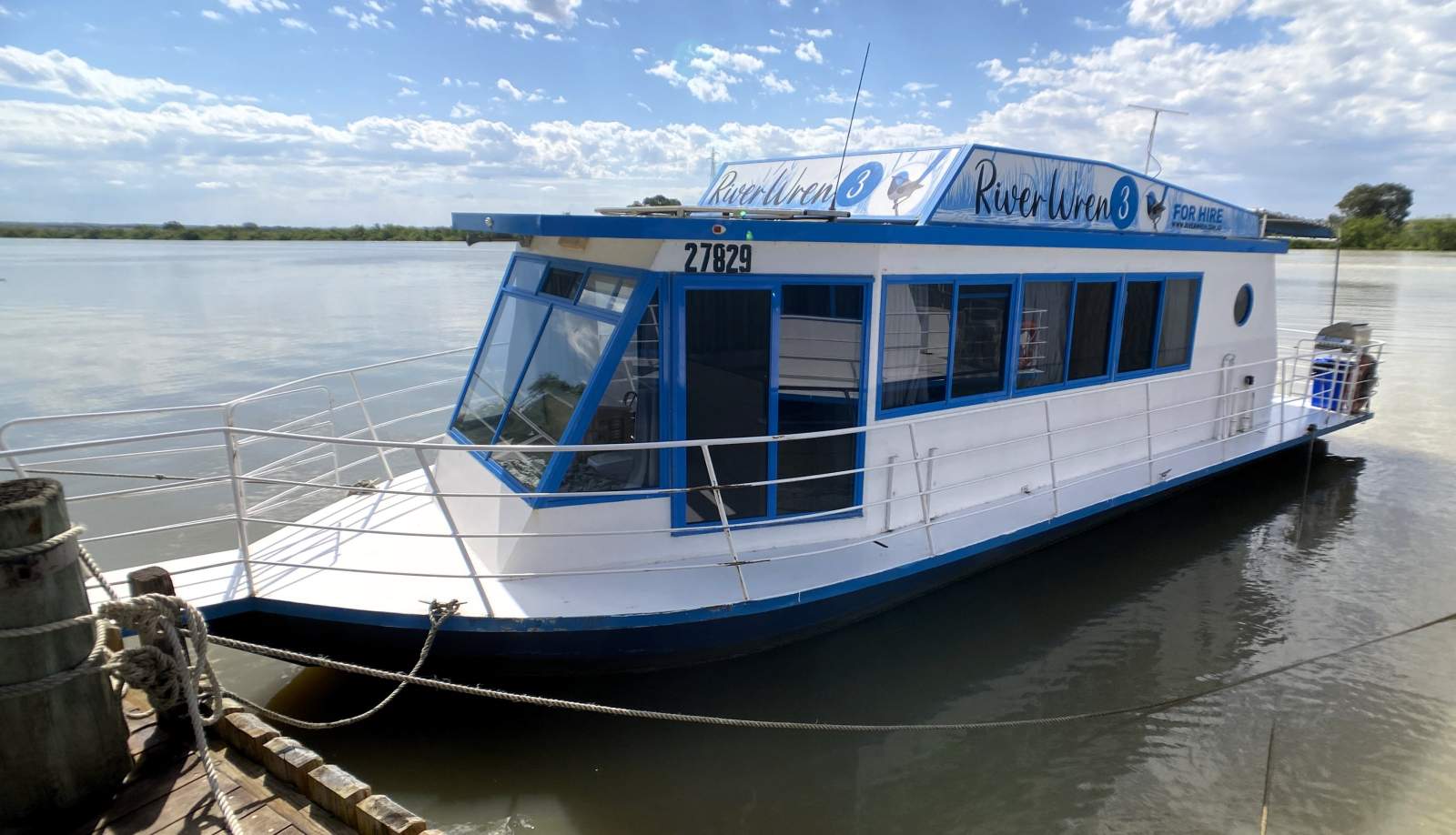 "River Wren 3&6". Commercial Survey Houseboats.