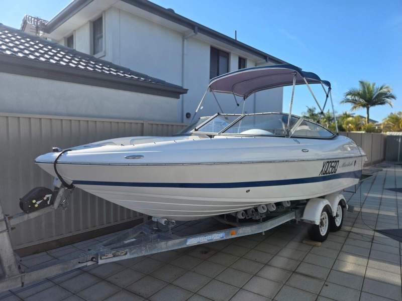 Mariah SX19 Bow Rider