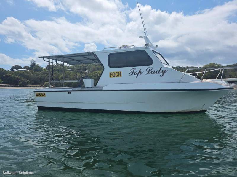 Black Duck Boats Black Fin 26" spanner crab and line boat