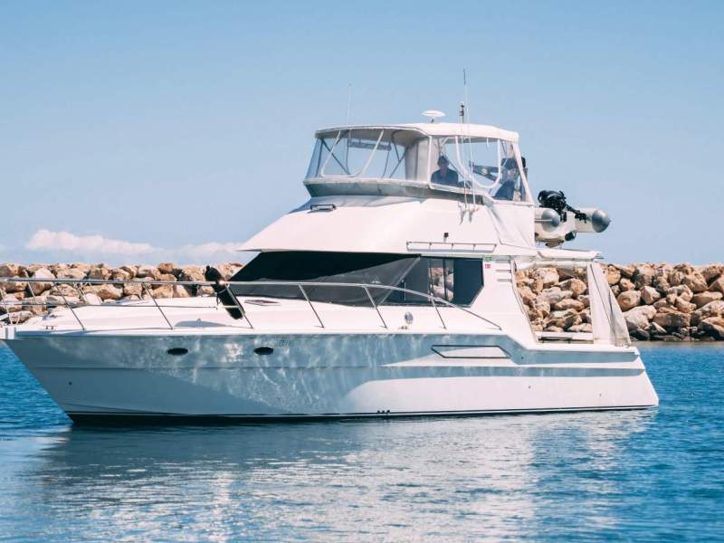 Thomascraft 38 Flybridge Cruiser 38