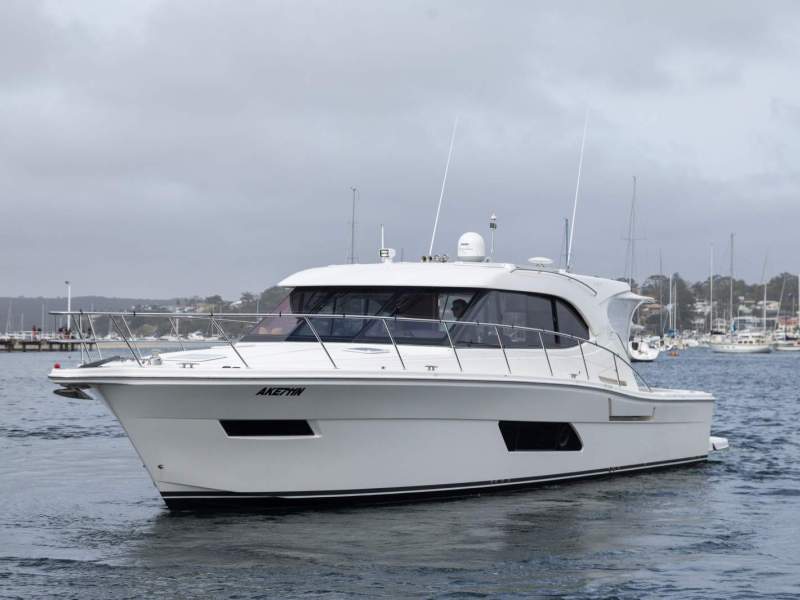 Riviera 445 SUV