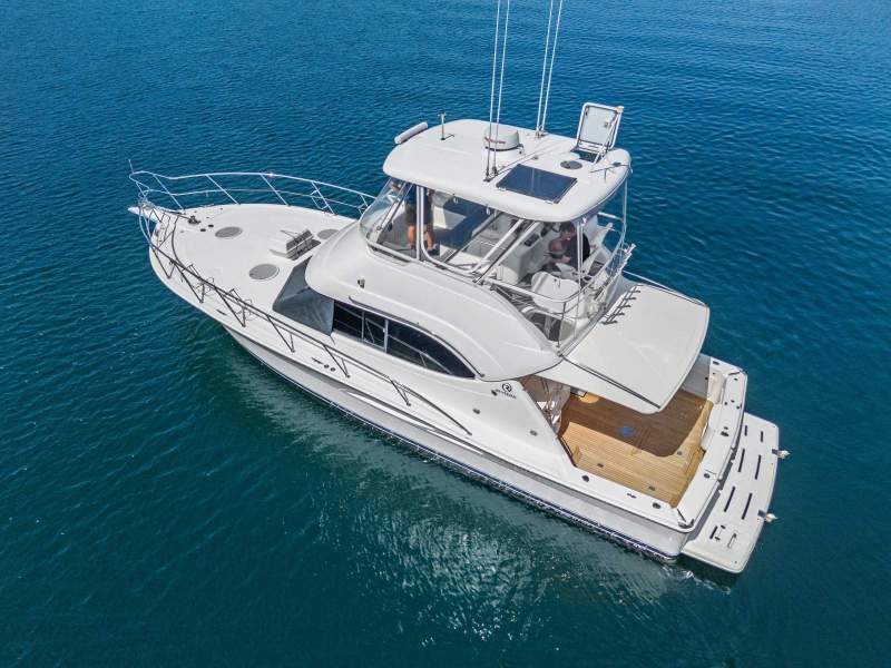 Riviera 40 Open Flybridge