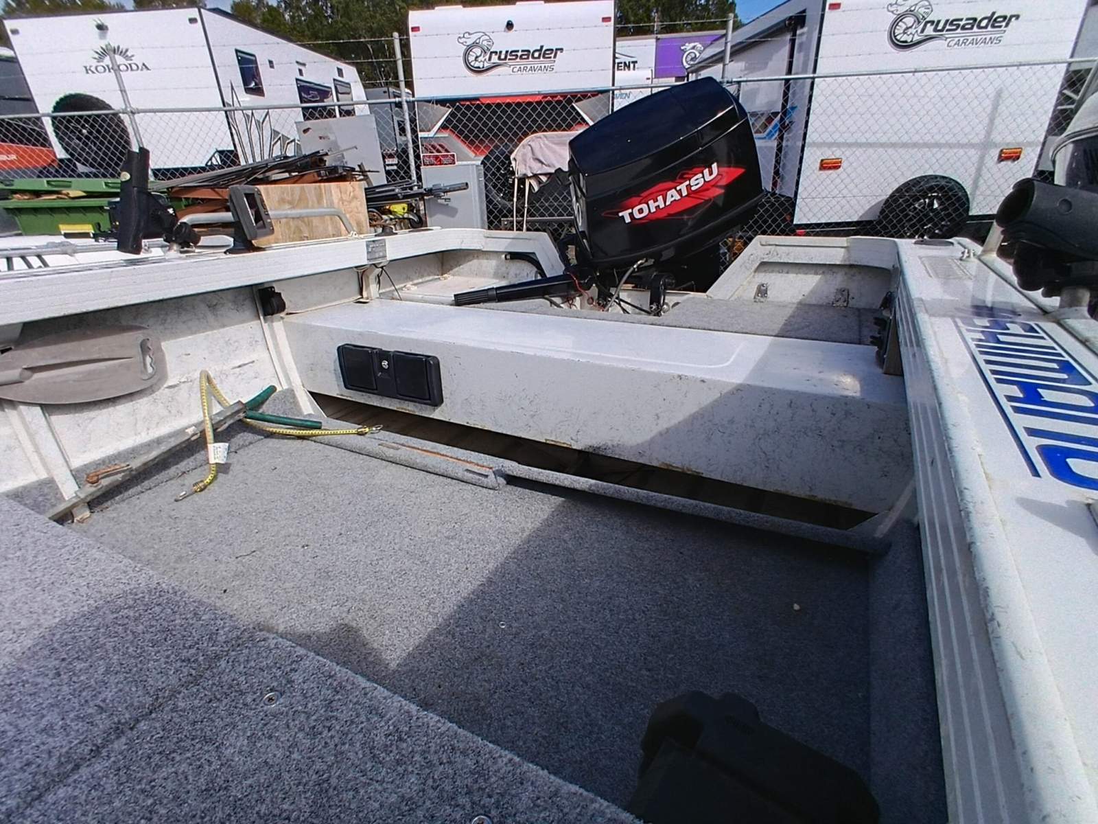 Quintrex 435 Hornet Trophy