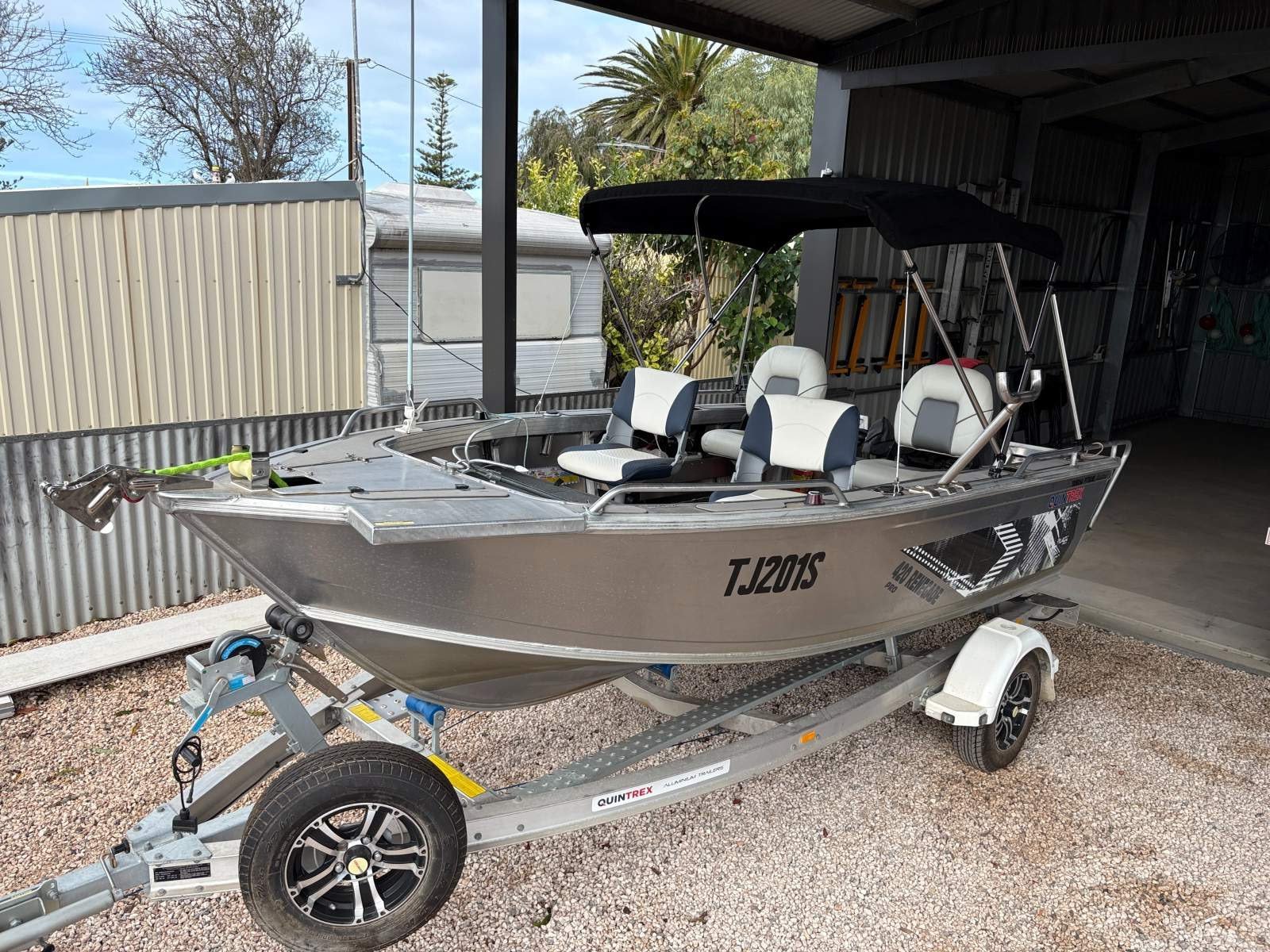 Quintrex 420 Renegade TS 420 Renegade Pro TS
