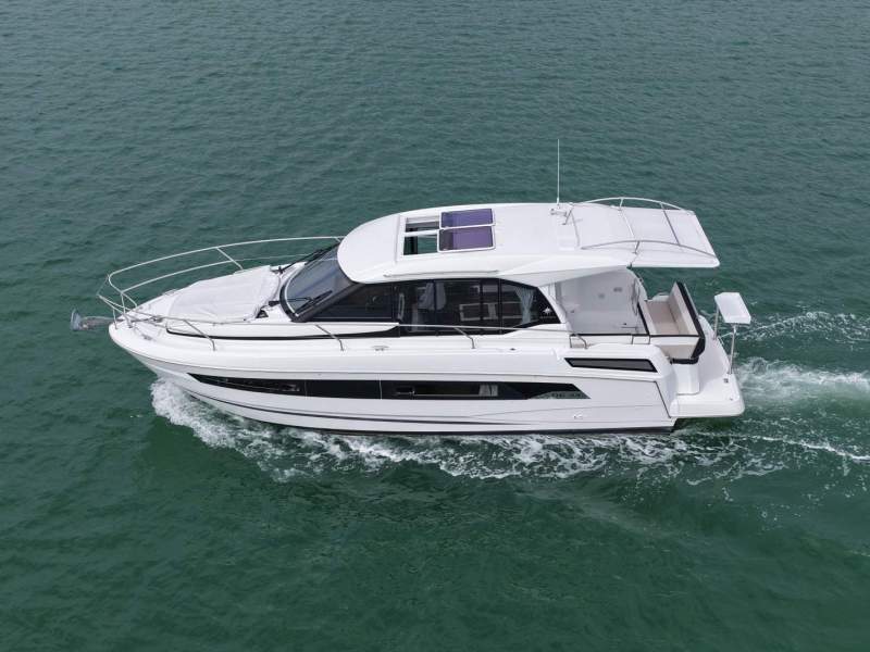 Jeanneau NC 33