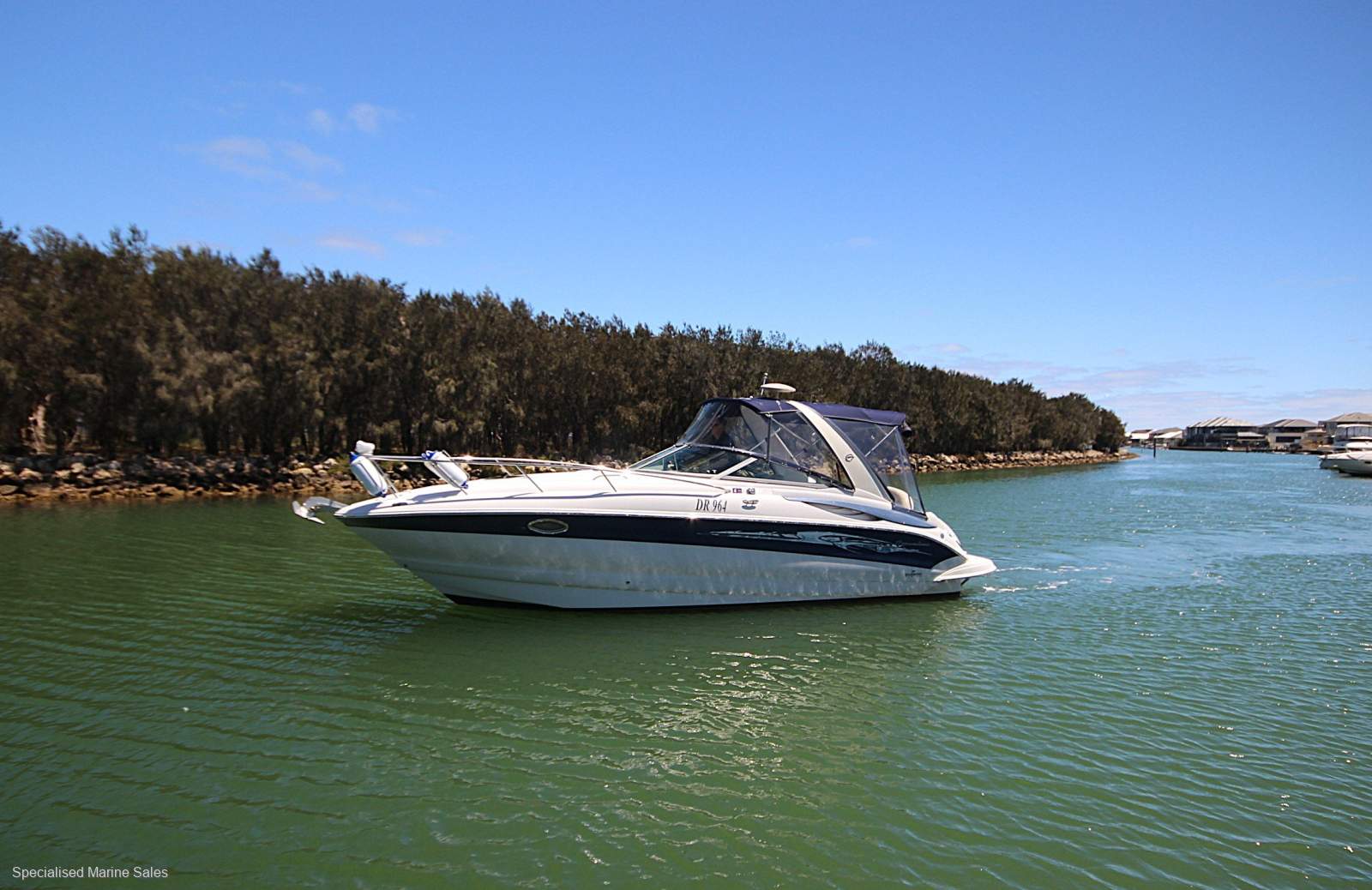 Crownline 270 CR *** GREAT FAMILY BOATING *** $ 59,900 ***