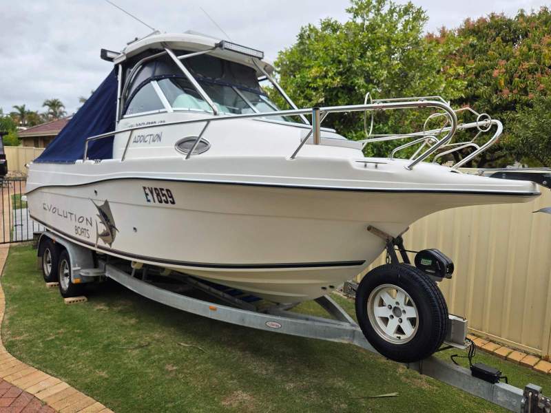 Evolution 650 Predator hard top