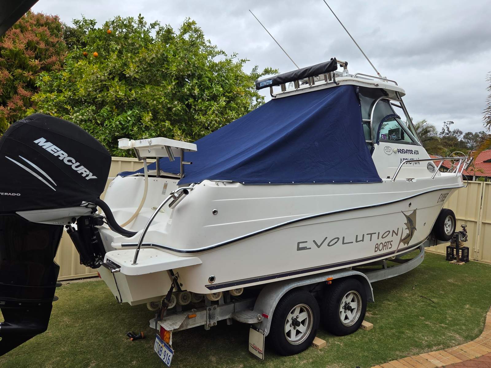 Evolution 650 Predator hard top