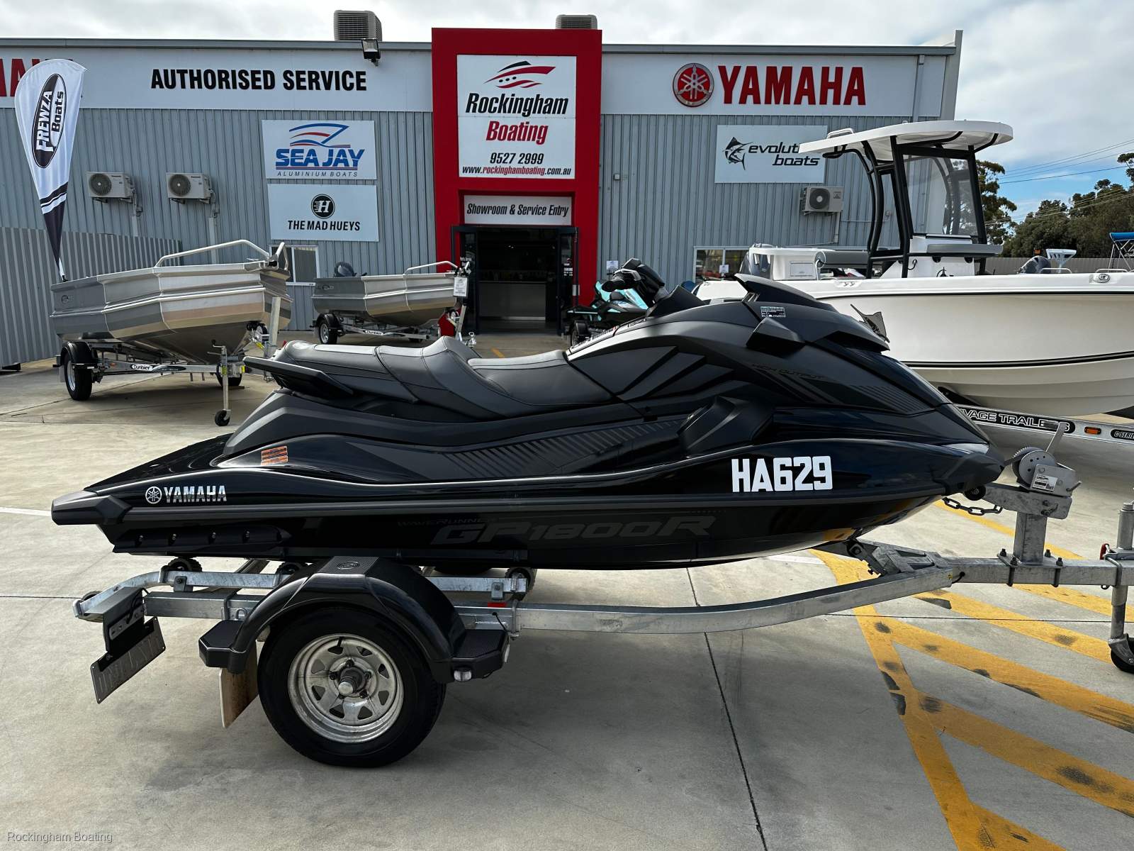 Yamaha Waverunner GP1800R Waverunner