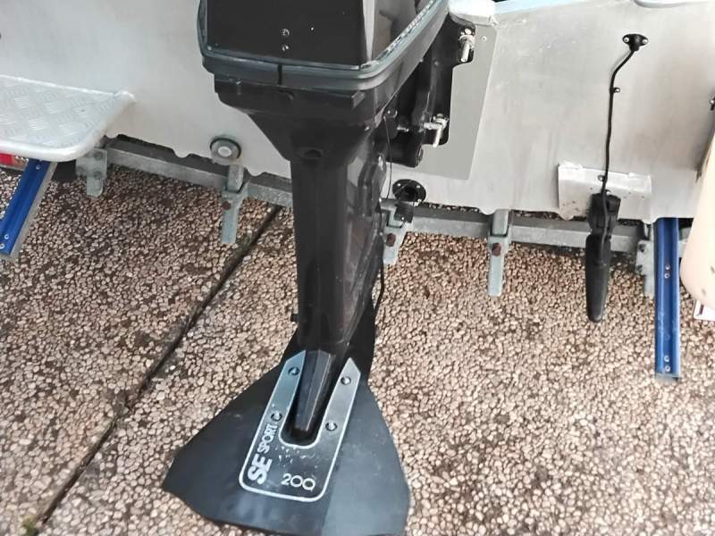 Quintrex 420 Estuary Angler