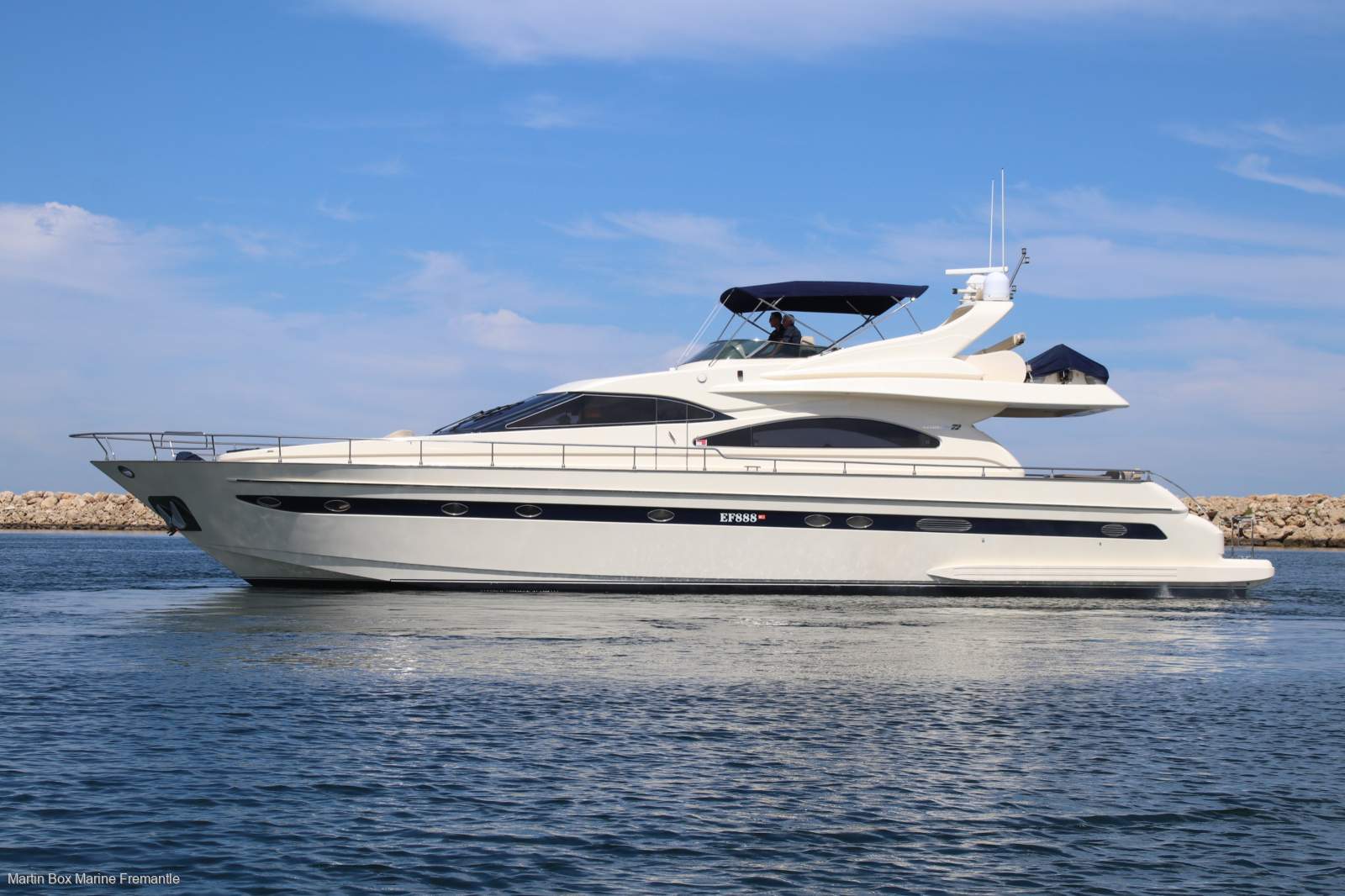 Astondoa 72 GLX With Five Cabins & Five Bathrooms