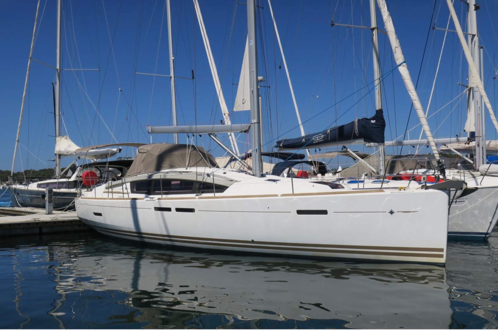 Jeanneau Sun Odyssey 44DS