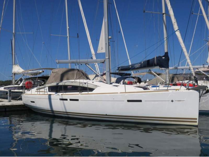Jeanneau Sun Odyssey 44DS