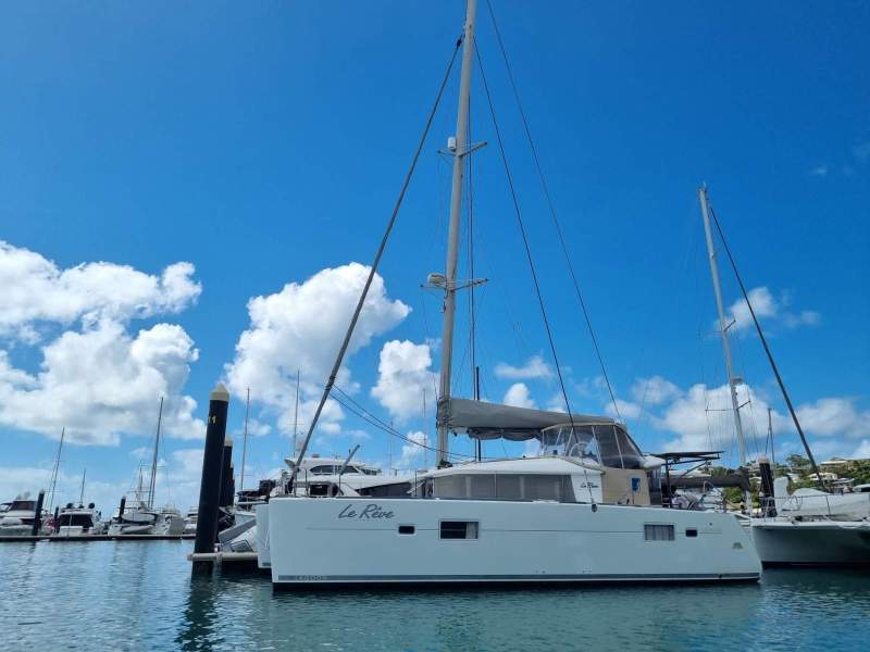 Lagoon 400 Owner's Version, never chartered, full refit 2022