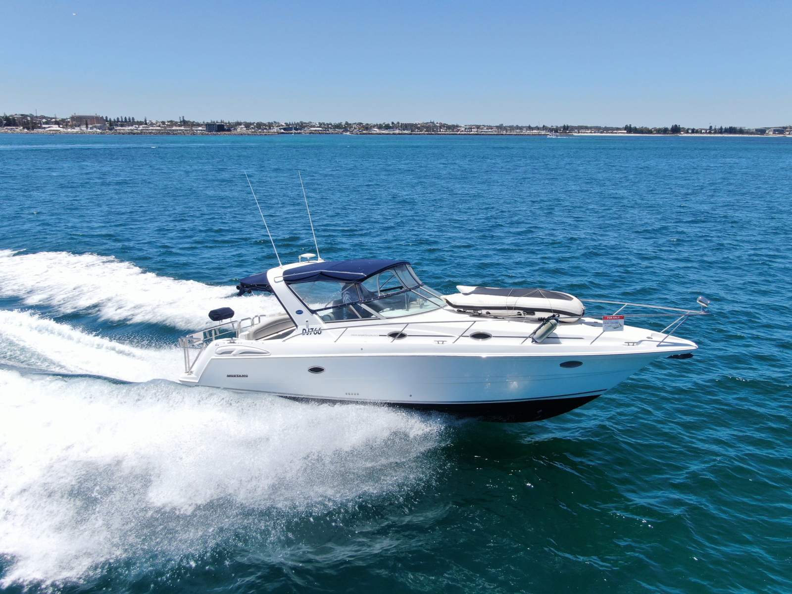 Mustang 3800 Sportscruiser