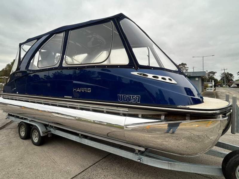 Harris Crowne 250