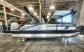 New Bennington Pontoon Boat 22 M