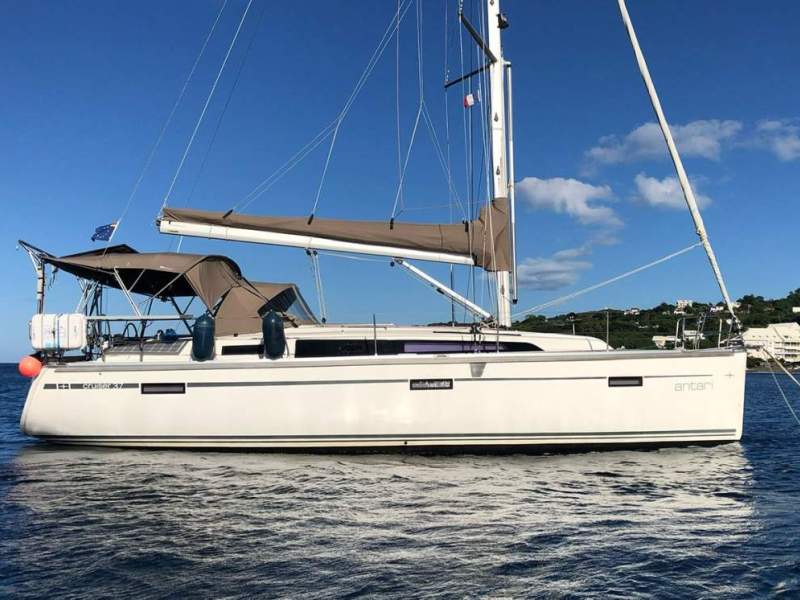 Bavaria Cruiser 37