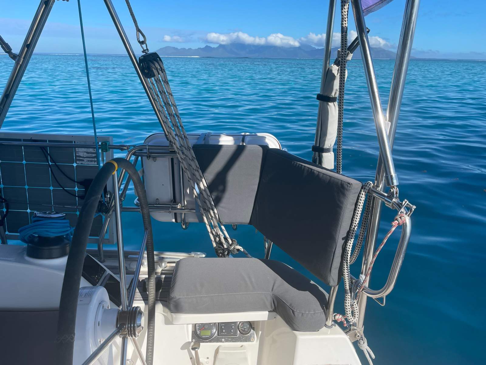 Bavaria Cruiser 37