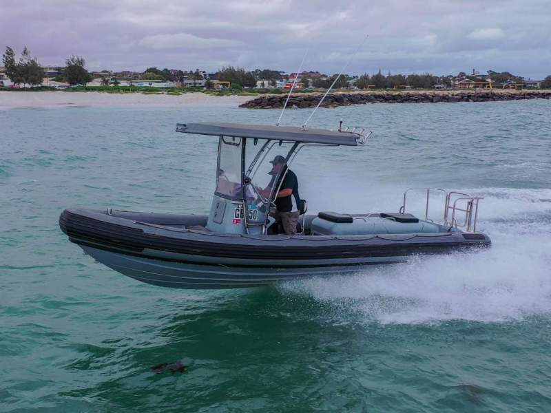 Gemini Waverider 780 Jet RIB Centre console