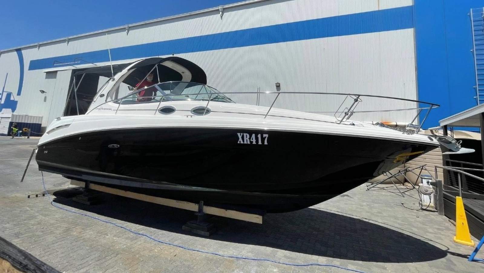 Sea Ray 335 Sundancer