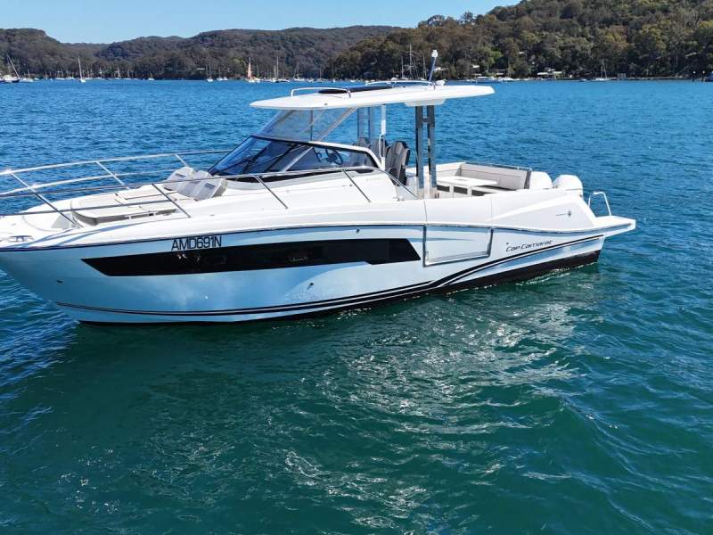 Jeanneau Cap Camarat 10.5WA Series 2