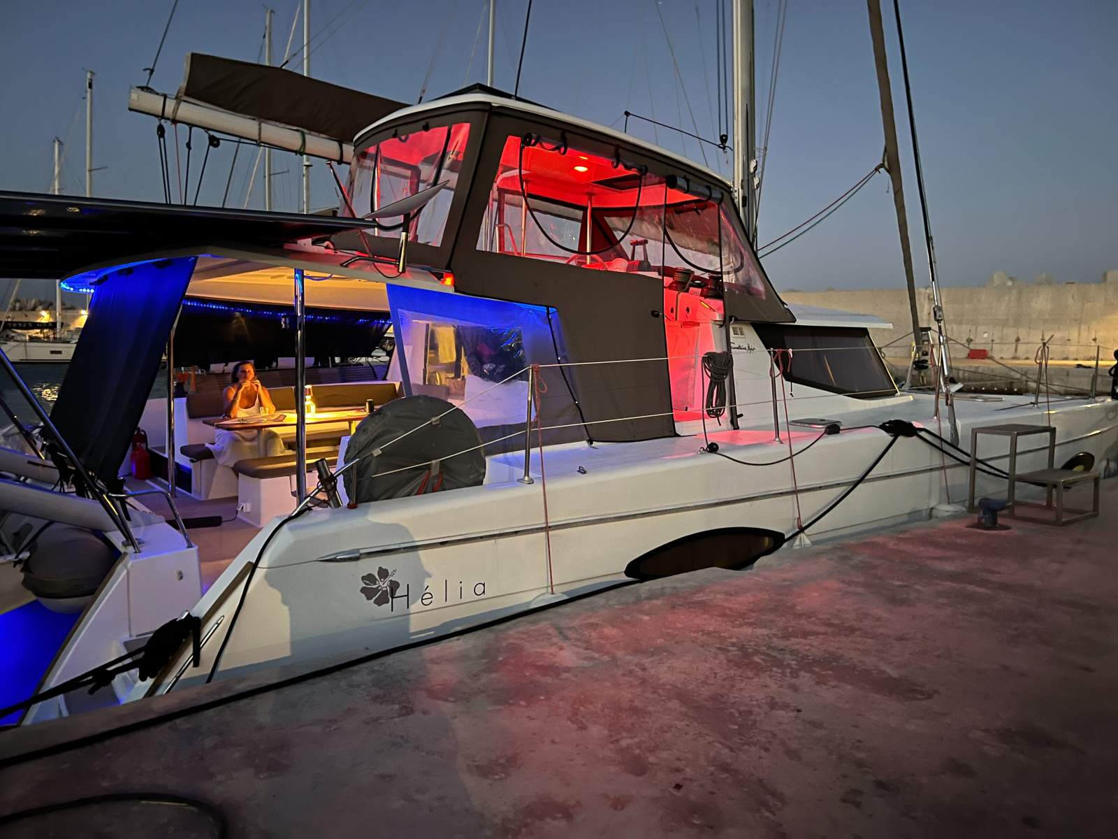Fountaine Pajot Helia 44 NOTHING TO SPEND