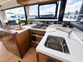 Jeanneau Velasco 43 F - Low engine hours