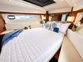 Jeanneau Velasco 43 F - Low engine hours