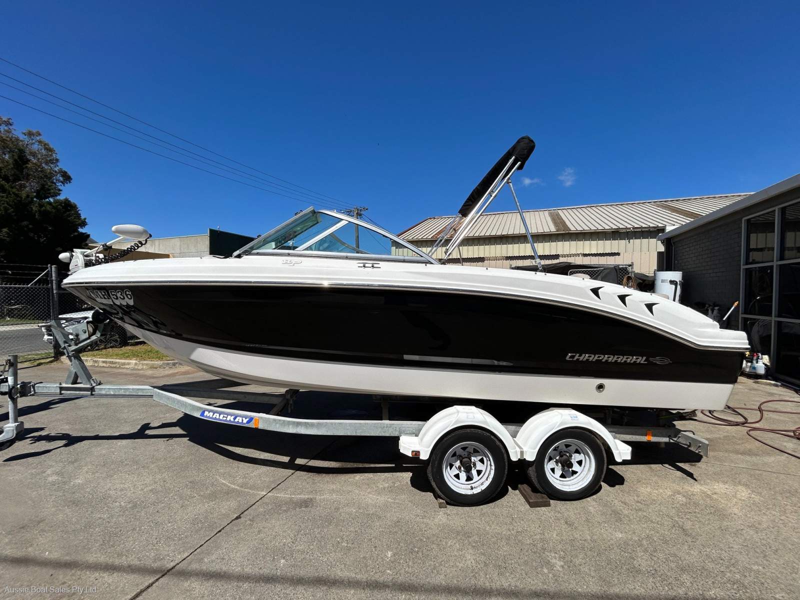 Chaparral 19 H20 Ski&fish Bowrider