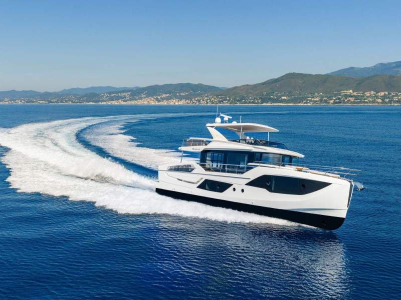 Absolute Navetta 62