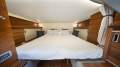 Sea Ray 320 Sundancer Low Hours, Hydraulic Swim Platform & Generator