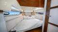 Sea Ray 320 Sundancer Low Hours, Hydraulic Swim Platform & Generator
