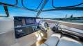 Sea Ray 320 Sundancer Low Hours, Hydraulic Swim Platform & Generator