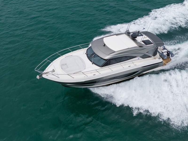 Riviera 4600 Sport Yacht Platinum Edition