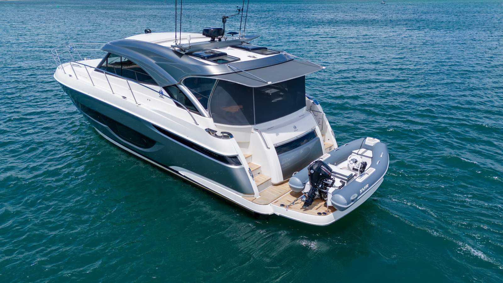 Riviera 4600 Sport Yacht Platinum Edition