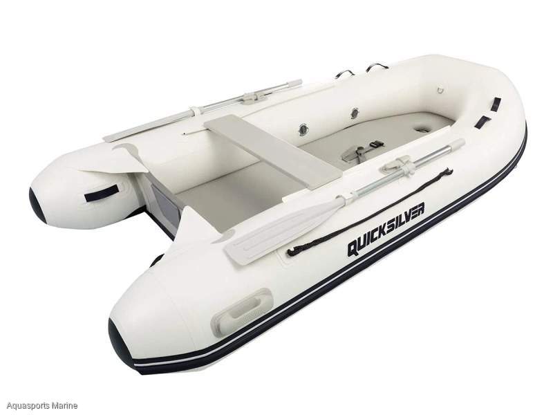 Quicksilver 300 Air Deck