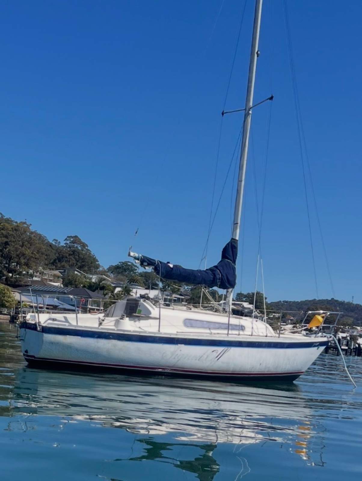 Triton 24 Must sell - 24 Triton Yacht