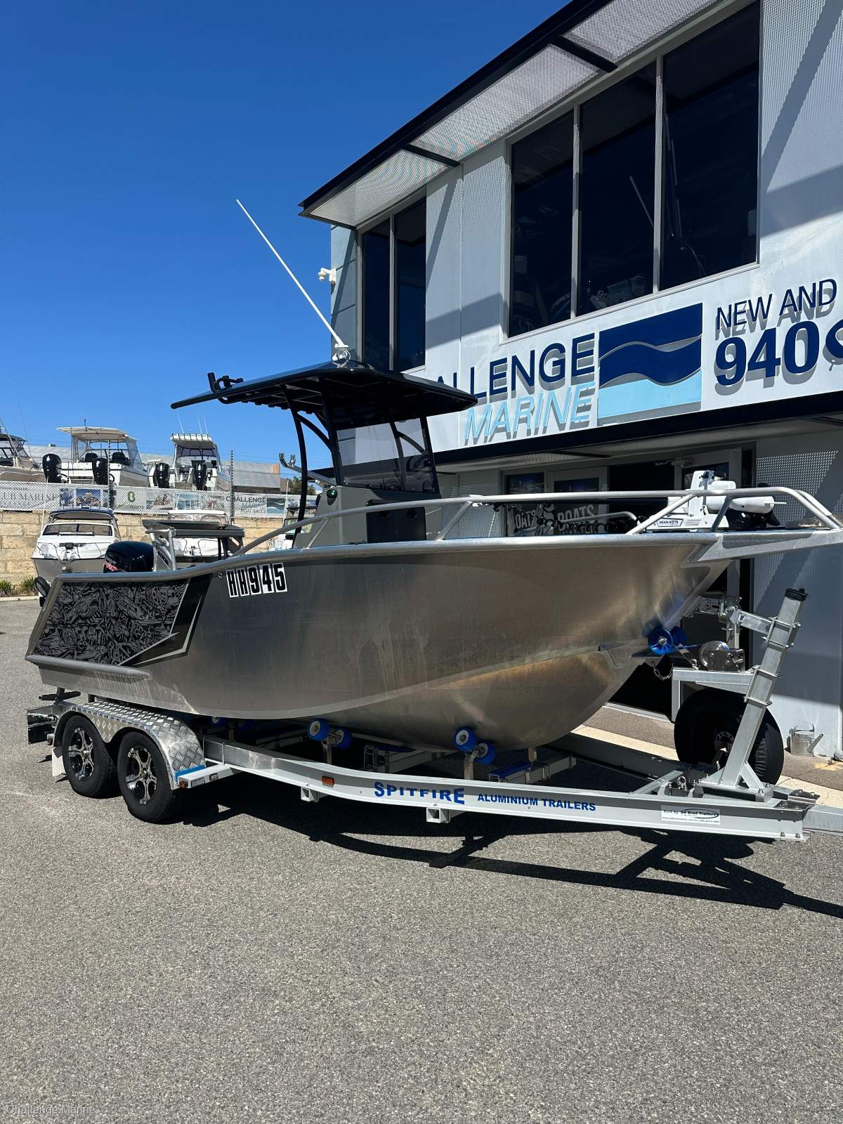CNC Marine 6100 Centre Console - Built at Hellfire Marine Wangara