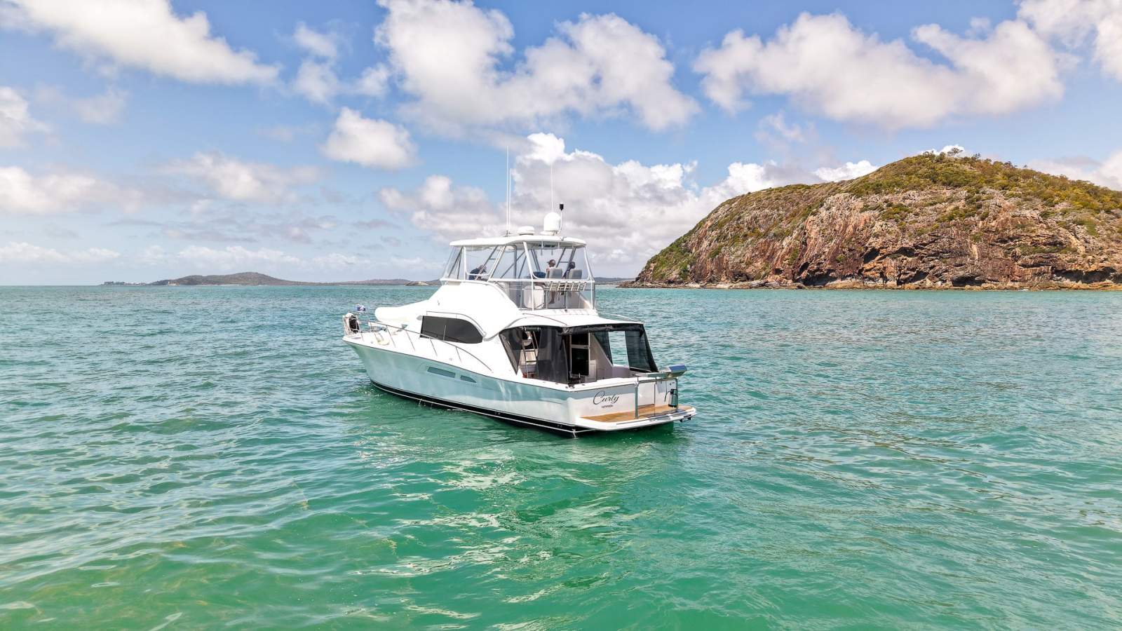 Riviera 47 Flybridge