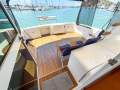 Riviera 47 Flybridge