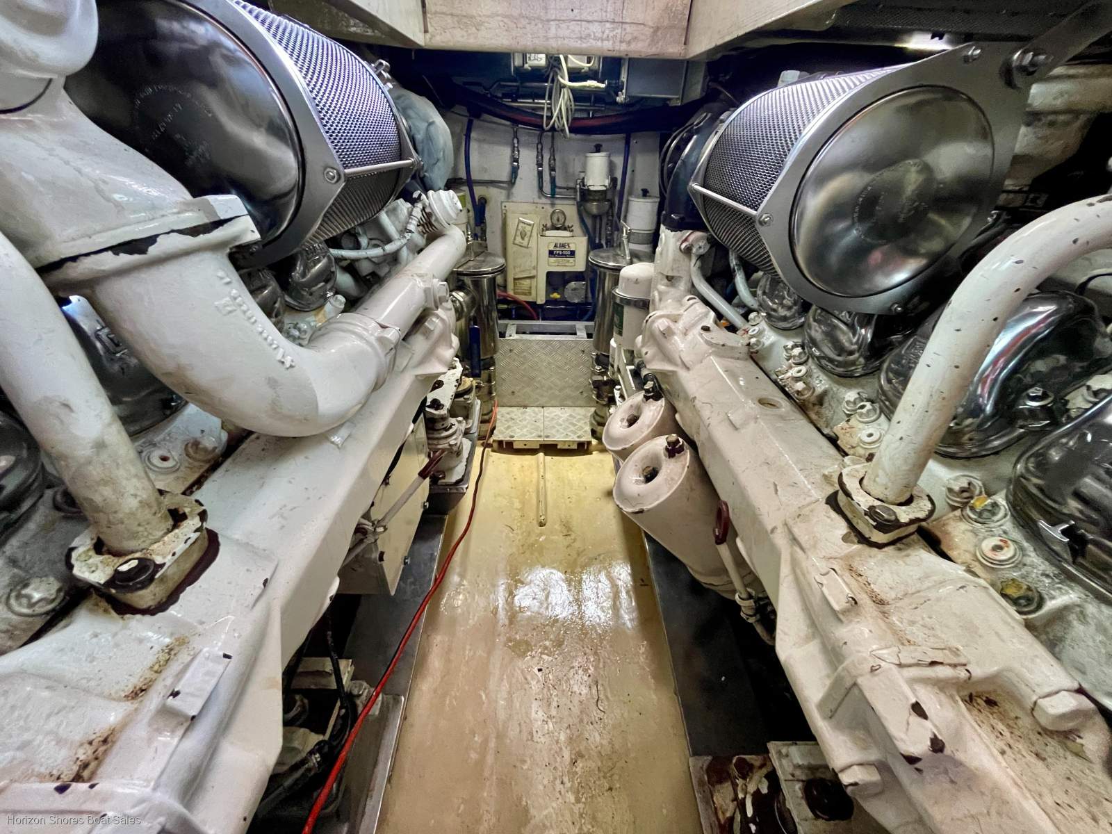 Cresta 46 Flybridge Twin 800HP MAN Diesels | Extensive Maintenance