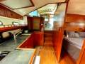 Cresta 46 Flybridge Twin 800HP MAN Diesels | Extensive Maintenance