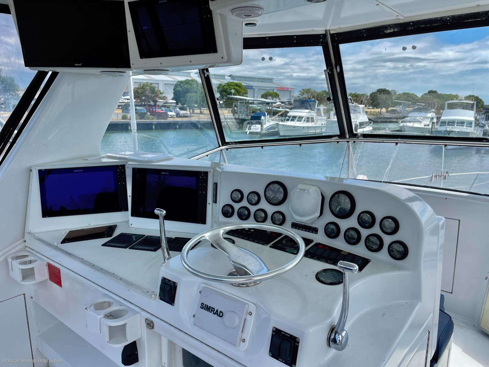 Cresta 46 Flybridge Twin 800HP MAN Diesels | Extensive Maintenance
