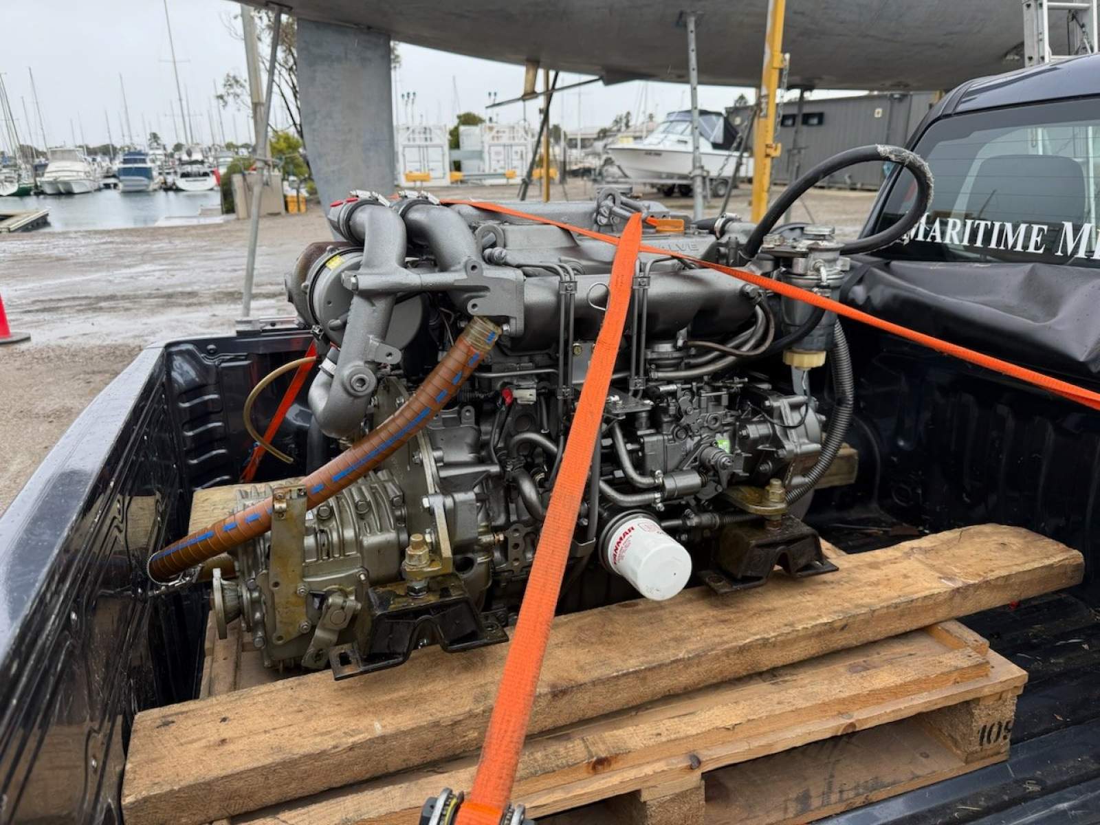 Yanmar 4JH4-HTE marine diesel engine package