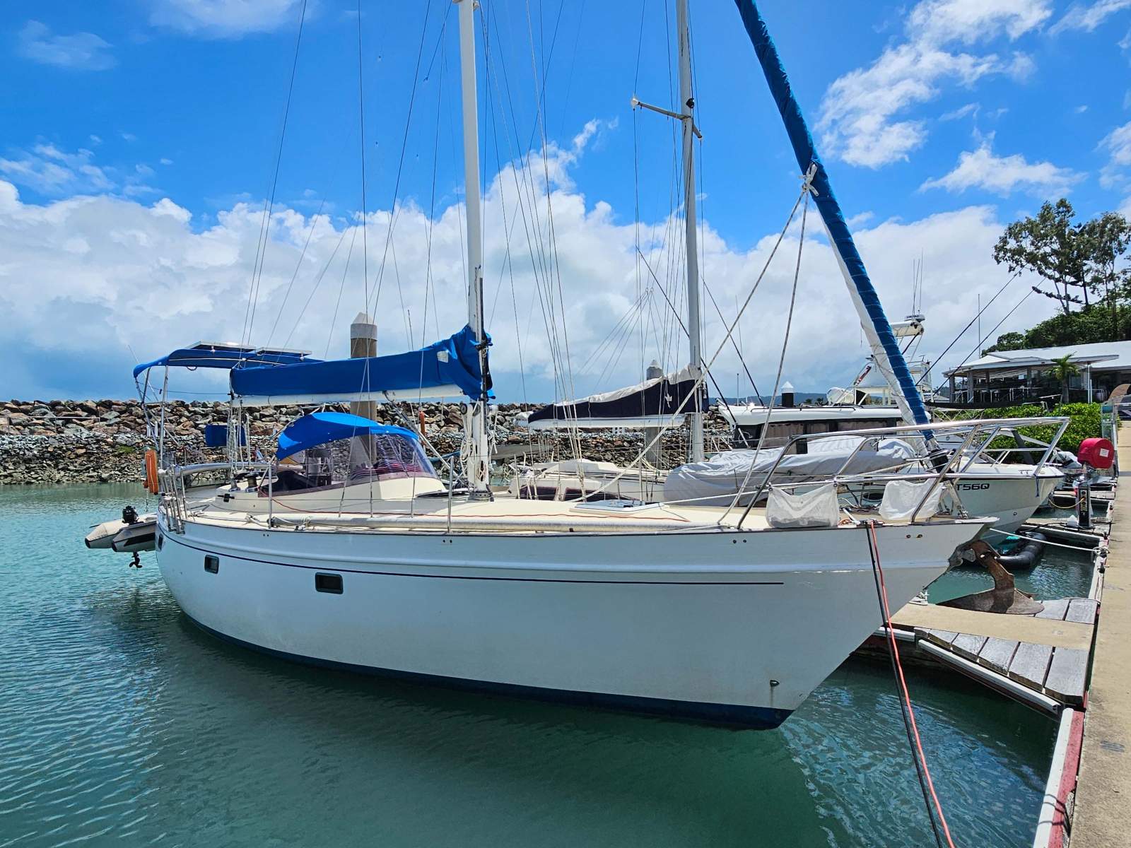 Nantucket Islander 33