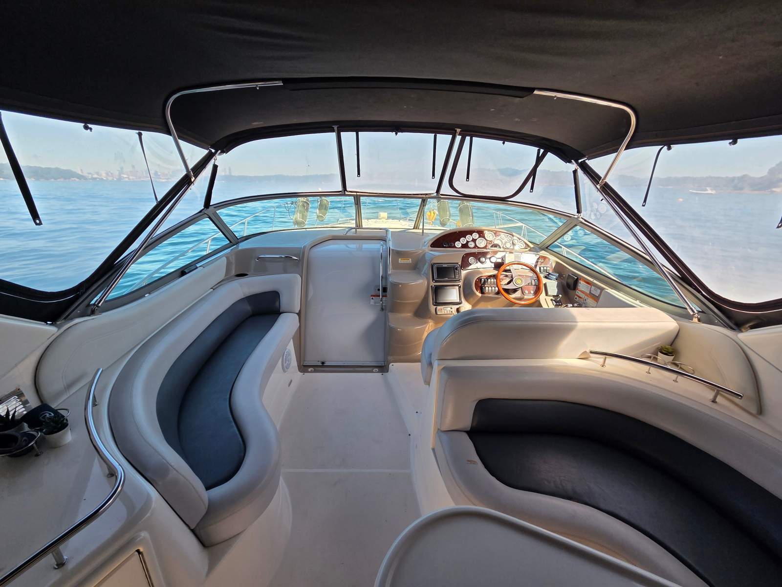Riviera M370