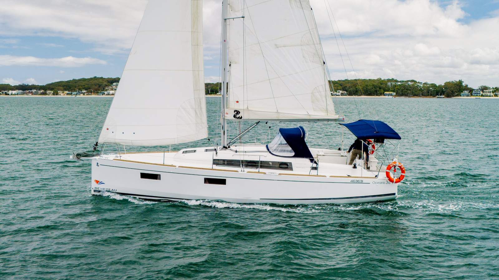 Beneteau Oceanis 38.1 In Commercial Survey