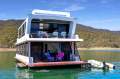Sojourner Houseboat Holiday Home @ Lake Eildon:Sojourner @ Lake Eildon